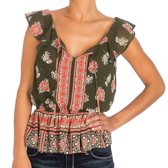 Guess Tops - GUESS Women's Raechelle Ruffle Top Small